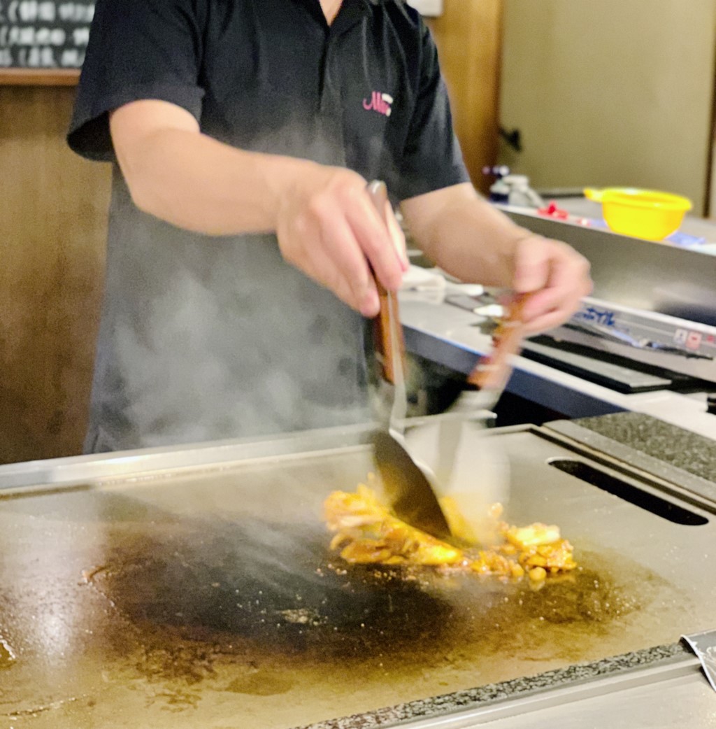 やきやき三輪 お好み焼き 鉄板焼 広尾店 大阪堀江の味を東京で